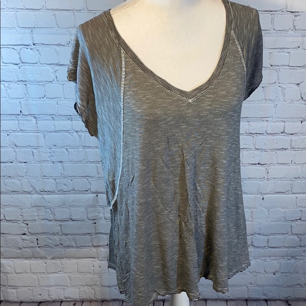 MOSSIMO SUPPLY CO V Neck T-Shirt Black/White Stripes-Large